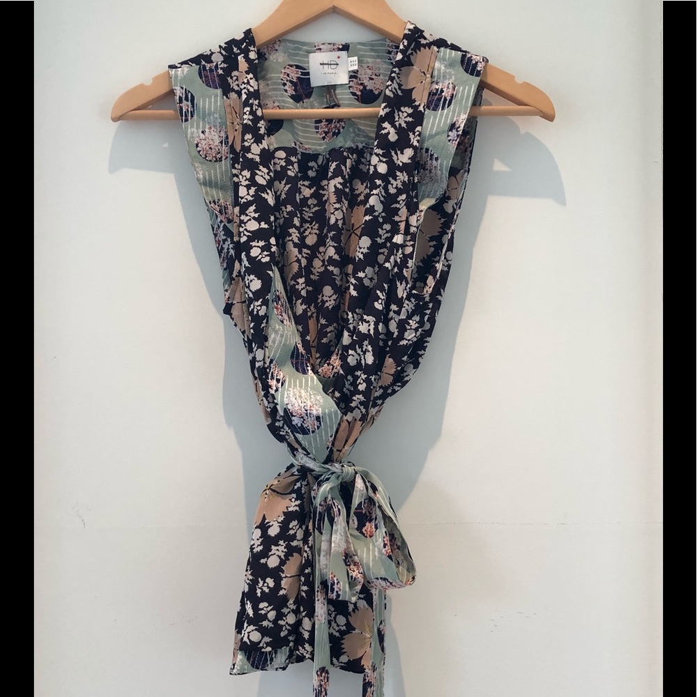 Anthropologie HD in Paris Top NWOT